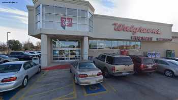 COVID-19 Drive-Thru Testing at Walgreens