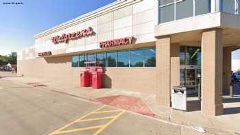 COVID-19 Drive-Thru Testing at Walgreens