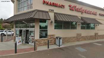 COVID-19 Drive-Thru Testing at Walgreens