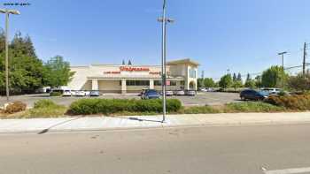 COVID-19 Drive-thru Testing at Walgreens