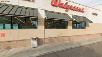 COVID-19 Drive-Thru Testing at Walgreens