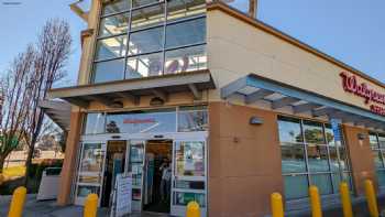 COVID-19 Drive-Thru Testing at Walgreens