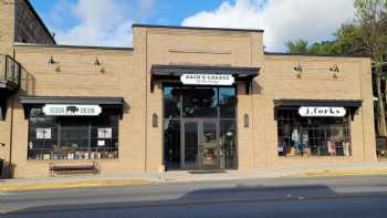 The Historic Sachs Garage @ The Bridge