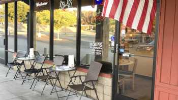 Dan's the Grub Shack