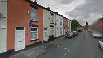 InPost Locker - The Food Warehouse Hyde