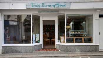 Truly Scrumptious of Looe