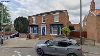 Kenyon Son & Craddock in association with Henshaw Pratt