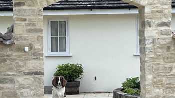 Clock House B&B, Burton Street, MARNHULL DT10 1PH