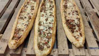 Yöremiz pide 3 lahmacun pide ve zurna döner salonu