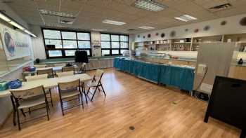 R & C Ice Cream & Bakery