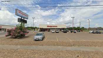 COVID-19 Drive-Thru Testing at Walgreens