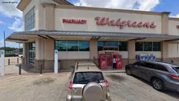COVID-19 Drive-Thru Testing at Walgreens
