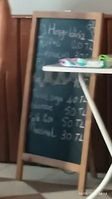 Alp köfte ve lahmacun