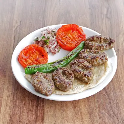 Gözdecan Restaurant ve Araç Kiralama Şirketi