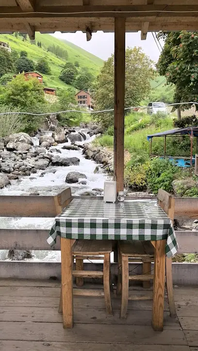 Lezzet Restaurant