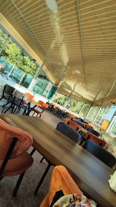 Göl Restoran