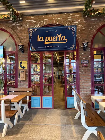 La Puerta Experience