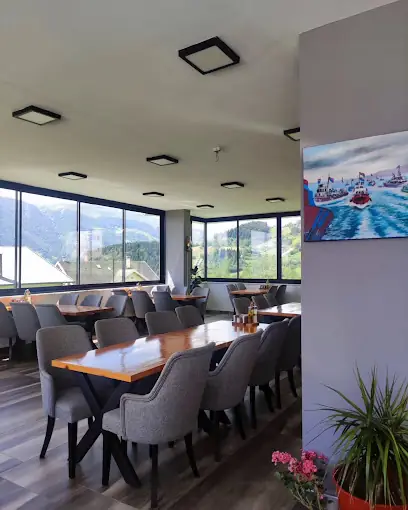 Mavi Yıldız Cafe & Restaurant
