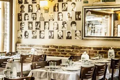 Piraye Taş Plak Meyhanesi