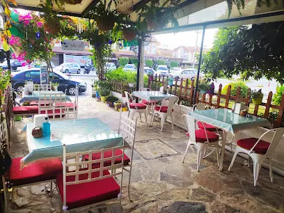 Kahve Altı Geleneksel Türk Yemekleri ~ Restoran & Kafe