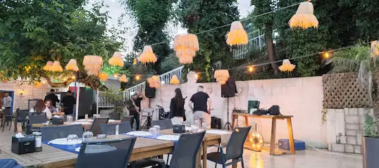 Yeni Ay Restaurant