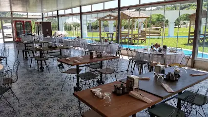 Sağlam restaurant Bergama / Babadan Usta İşleri