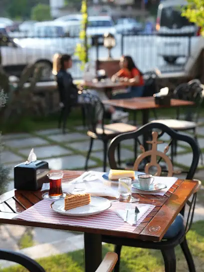 Pembe Köşk Cafe & Restaurant
