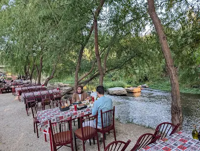 Çatlak Restoran