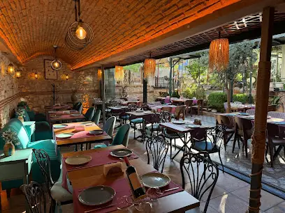 Olive Garden Cafe & Restaurant