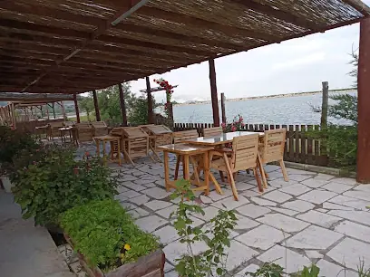 Göl et restorant tefenni
