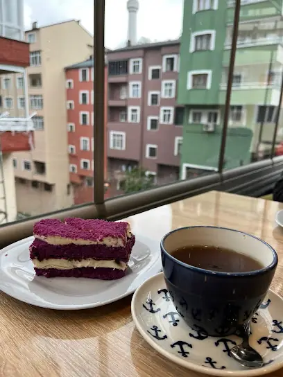 Elif Pastanesi