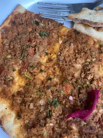 Çilek pide izgara salonu