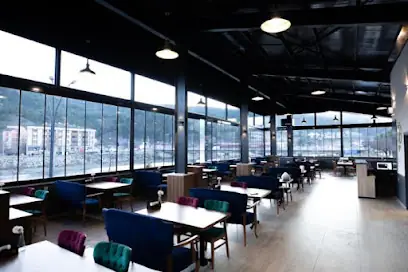 Park Cafe & Restaurant