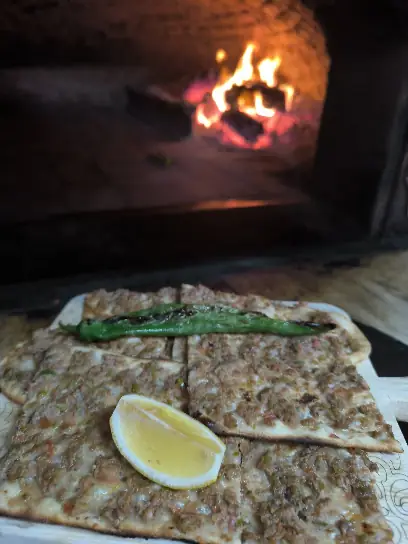 (Doğanhisar)Konuk sever etli ekmek salonu 🏻