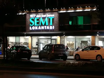Semt Lokantası 1977