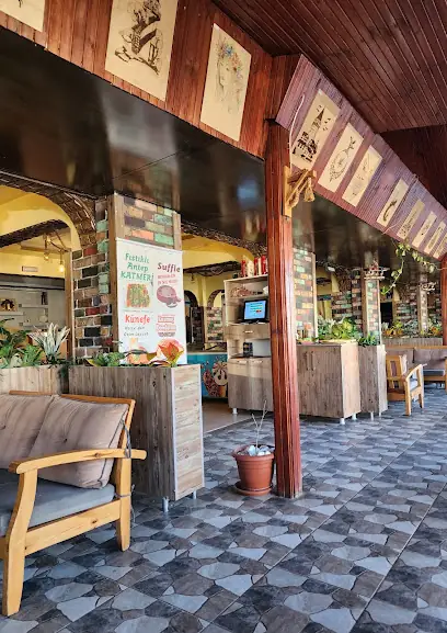 Almer Cafe Restoran