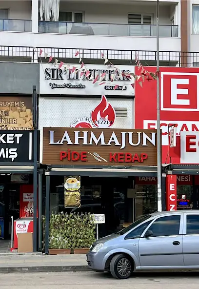 Sırlı Lezzet Lahmajun Pide & Kebap