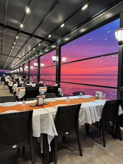 Sem usta restaurant