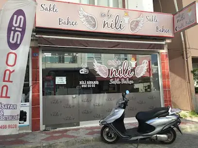 Nili Deli Kızın Mutfağı