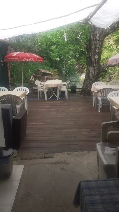 Uçansu Restoran-Kafe Muhtarın Yeri