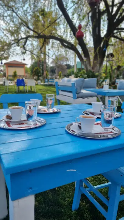 Yol Üstü Coffee & Tea Garden