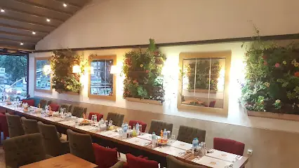 Meyz Cafe & Restaurant