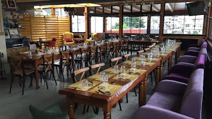 Hokka Bistro Cafe/Restaurant