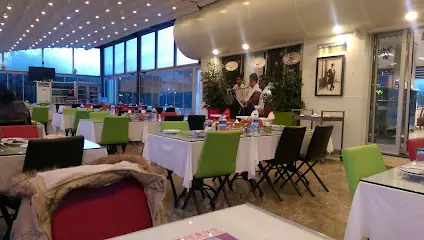Tavacı Refik