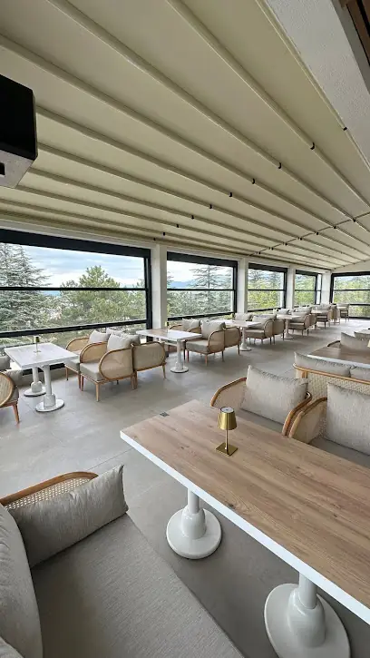 Mek-Hann Concept Cafe & Restaurant