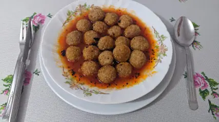 Karahanlar kebap salonu