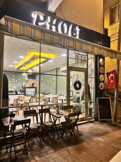 Pholi Cafe Bistro