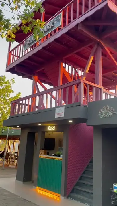 Niksar Kule Park Açık Hava Restoran