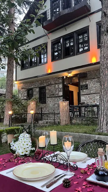 Ataç Konağı Restaurant & Butique Hotel(Ardasa Siron Kebabı)