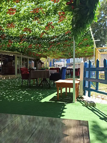 Kıbrıs Aile Çay Bahçesi